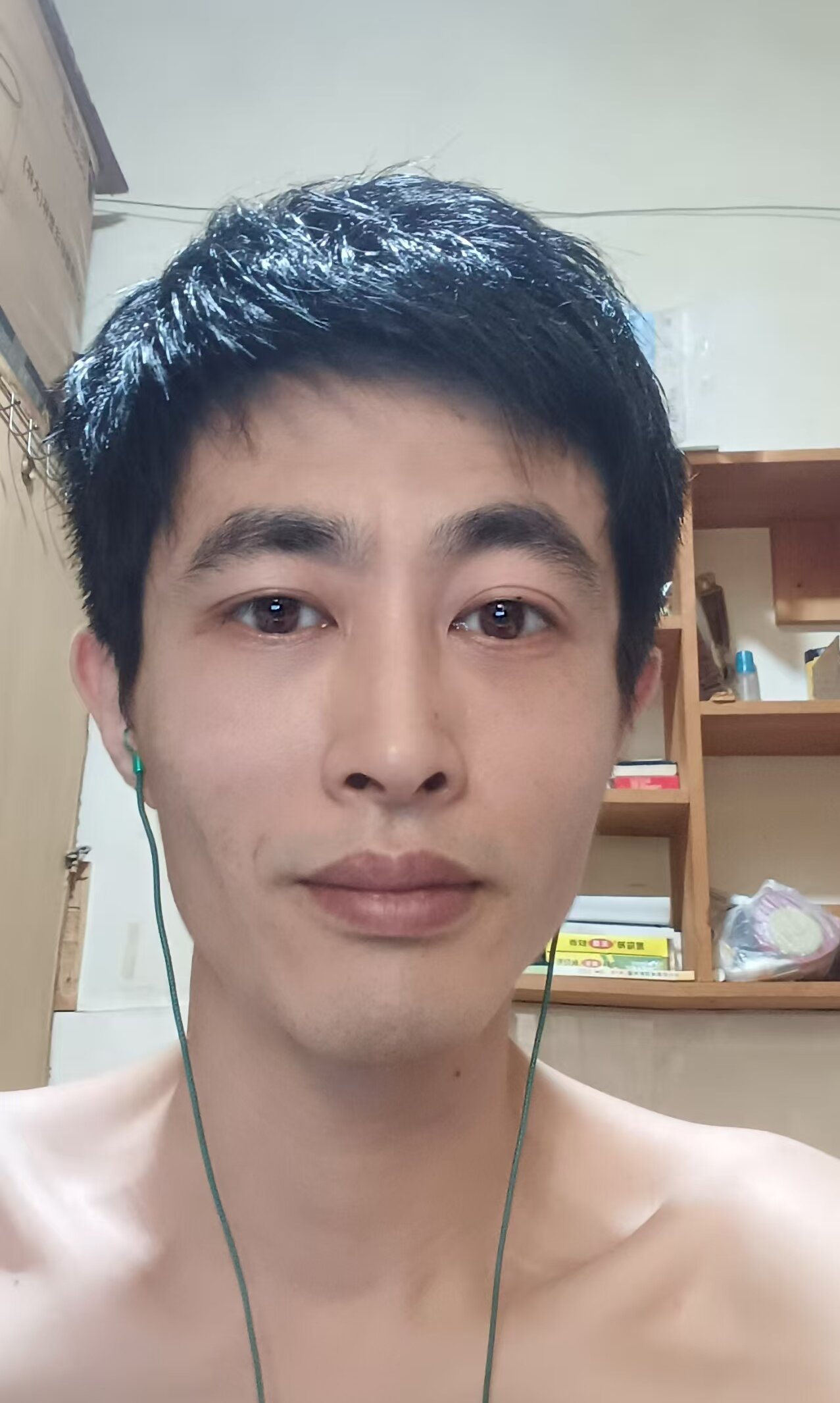 发一张本人照片够真诚的吧